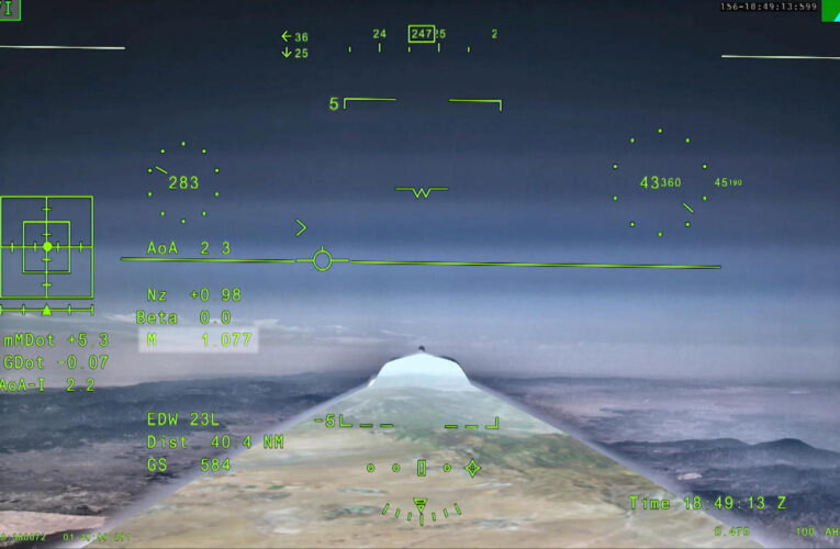 Avión supersónico X-59 de la NASA rompe la barrera del sonido por primera vez